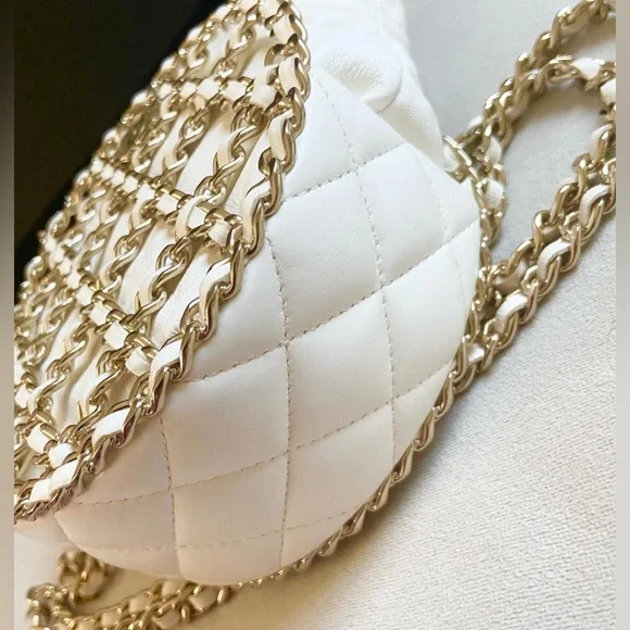 🔥Rare🔥 Chanel Drawstring Caged Chain Around Crossbody 💢Will fit a phone💢 - Picture 5 of 12